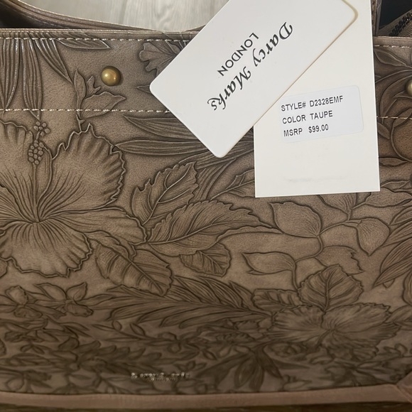 XL DARCY MARKS LONDON TAN LARGE TOTE - Picture 4 of 13